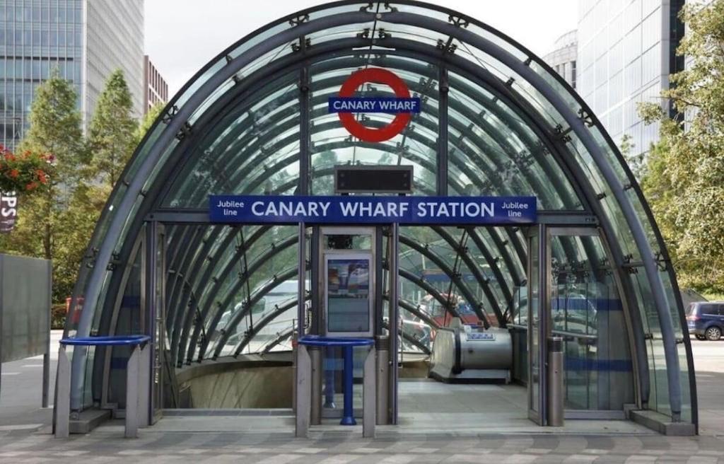 Modern 2Bed 2Bath Apartment Canary Wharf - Upto 5 Person London Exterior foto